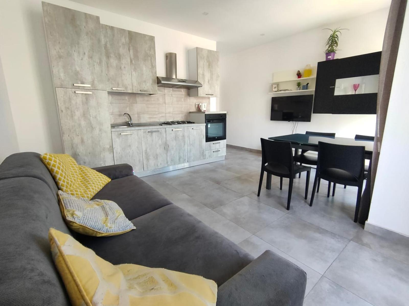 Cosy Seaside Apt, 200M From The Seafront Gzira Exteriör bild