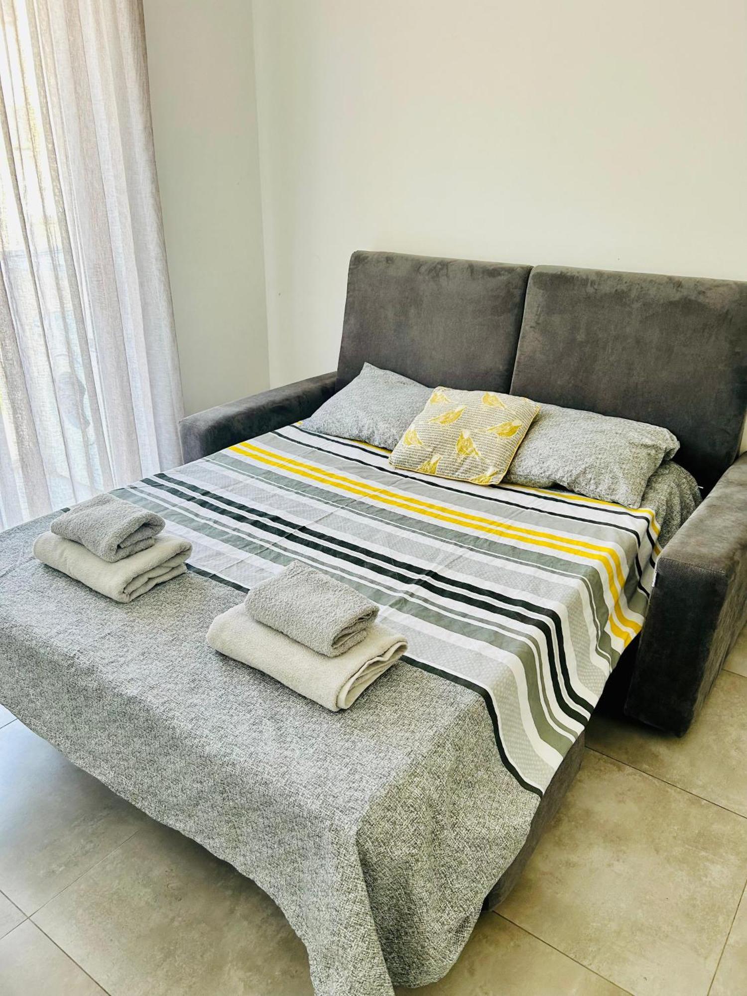 Cosy Seaside Apt, 200M From The Seafront Gzira Exteriör bild
