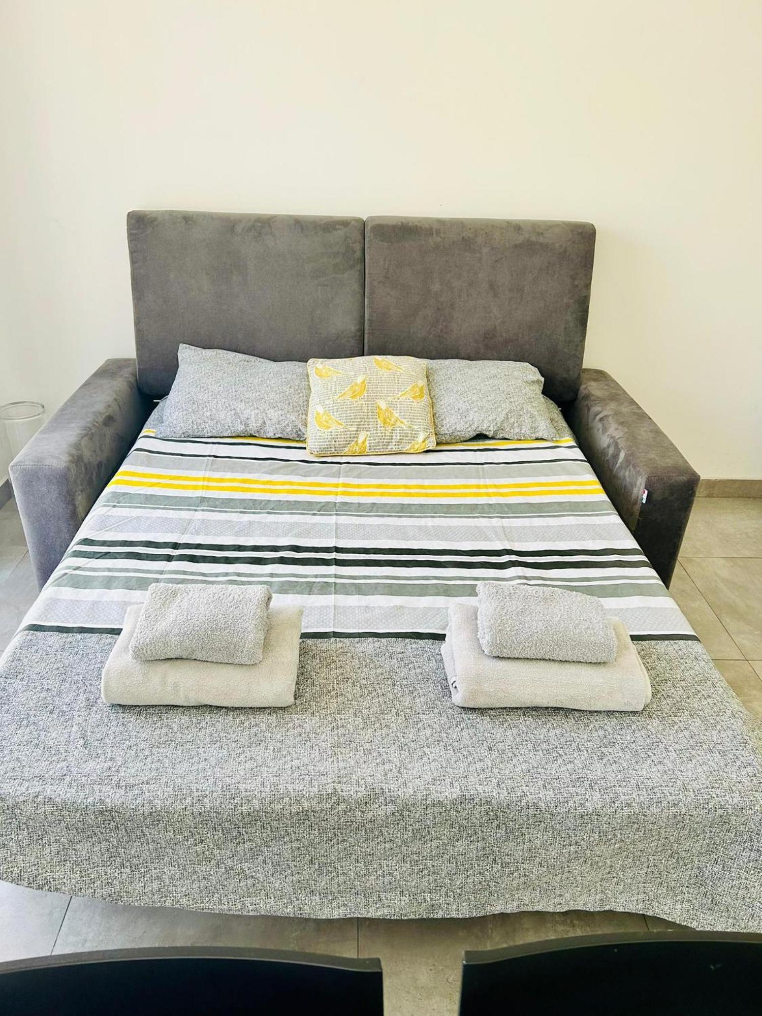 Cosy Seaside Apt, 200M From The Seafront Gzira Exteriör bild